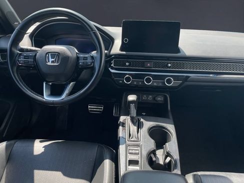 Used 2024 Honda Civic Sport Touring image 9