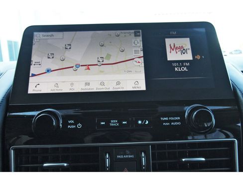 Used 2022 Nissan Armada SL w/ Captain's Chairs Package image 28