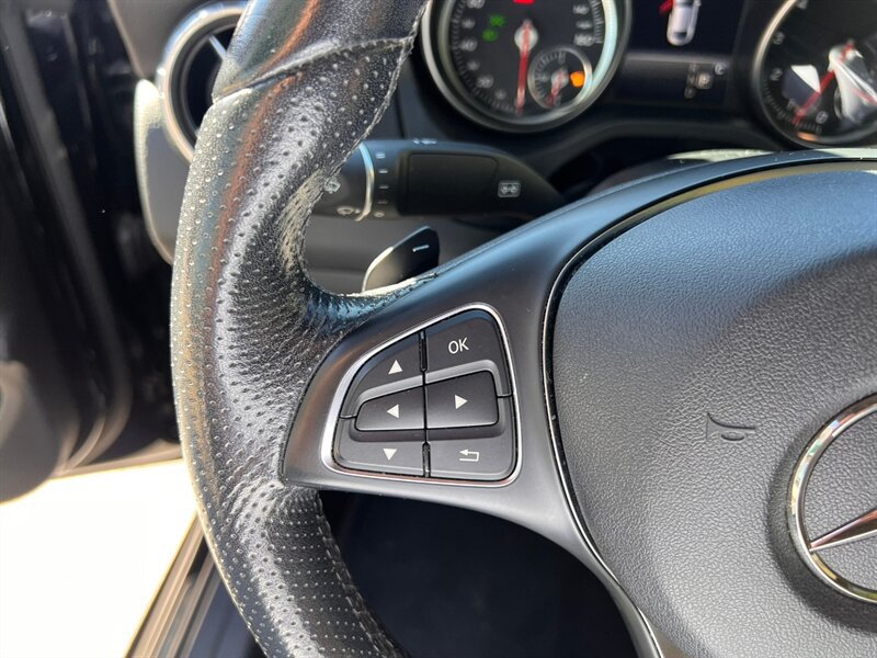 Used 2019 Mercedes-Benz CLA 250 4MATIC w/ Premium Package image 27