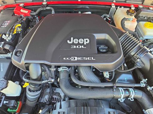 Used 2022 Jeep Wrangler Unlimited Sport AWD/4WD image 13