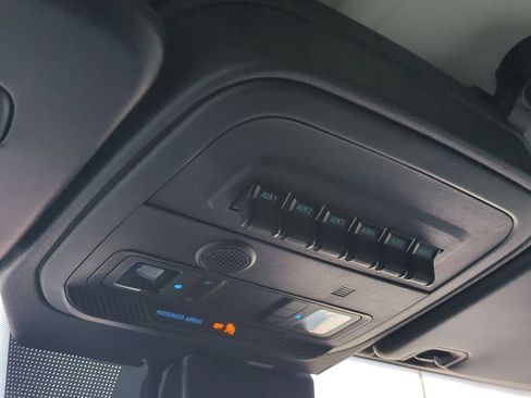 Certified 2024 Ford Bronco Wildtrak image 28