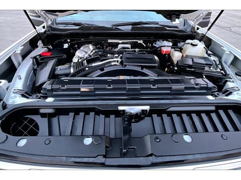 Used 2024 Chevrolet Silverado 3500 LTZ image 27