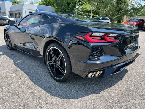 Used 2024 Chevrolet Corvette Stingray Premium Cpe w/ 3LT RWD image 8