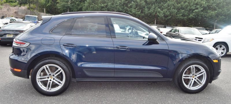 Used 2019 Porsche Macan AWD/4WD image 13