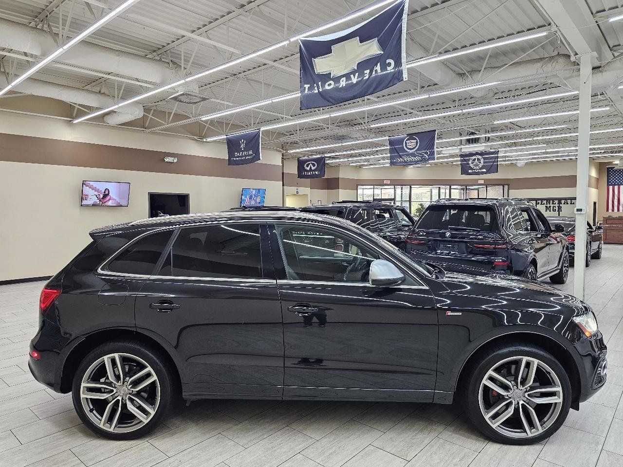 Used 2014 Audi SQ5 Prestige w/ Prestige Package AWD/4WD image 5