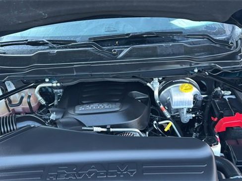 Used 2024 RAM 2500 Big Horn w/ Bed Utility Group image 35