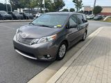 Used 2016 Toyota Sienna XLE image 4