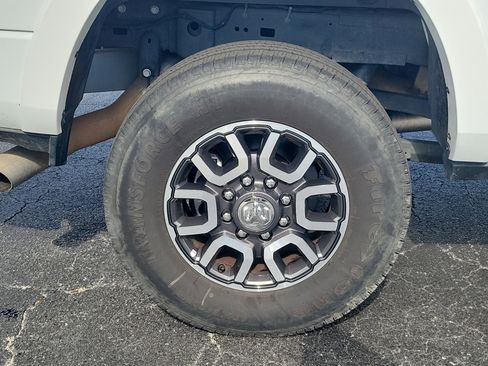 Used 2024 RAM 2500 Laramie Longhorn image 5