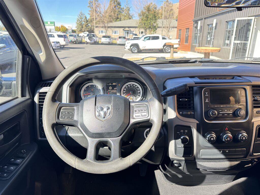 Used 2016 RAM 1500 ST w/ SXT Appearance Group AWD/4WD image 15