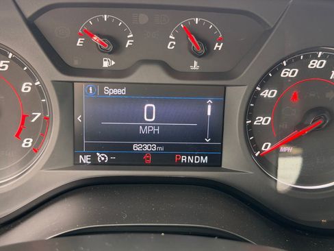 Used 2020 Chevrolet Camaro LT image 17