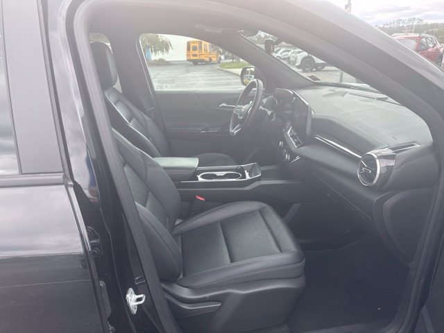 Used 2025 Chevrolet Equinox LT w/ Convenience Package II AWD/4WD image 26