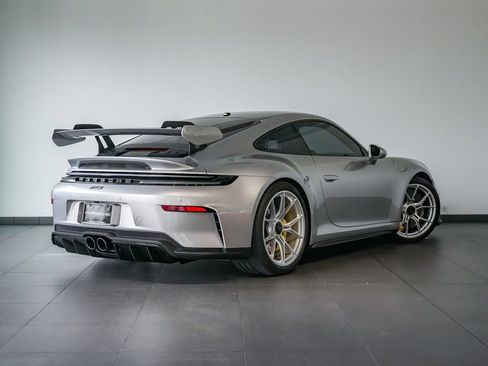 Certified 2026 Porsche 911 GT3 RWD image 7