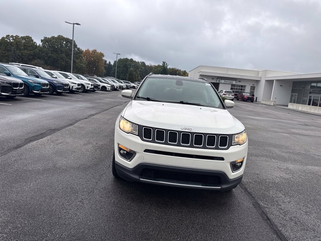Used 2020 Jeep Compass Limited AWD/4WD image 2