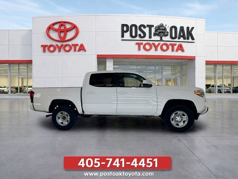 Used 2019 Toyota Tacoma SR w/ SR Convenience Package RWD image 11