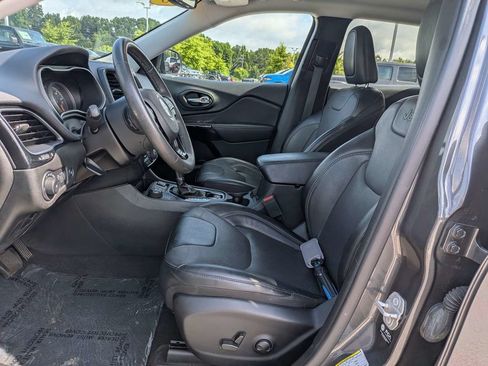 Used 2023 Jeep Cherokee Altitude Lux AWD/4WD image 19