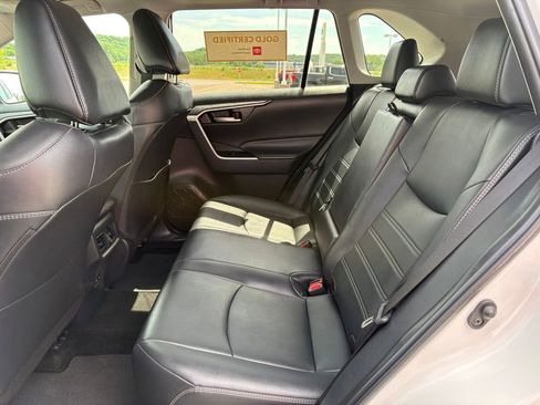 Certified 2025 Toyota RAV4 XLE Premium AWD/4WD image 13