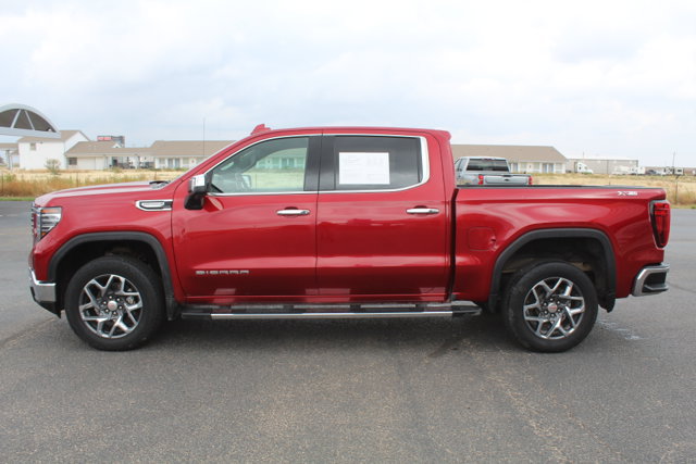 Used 2023 GMC Sierra 1500 SLT AWD/4WD image 7