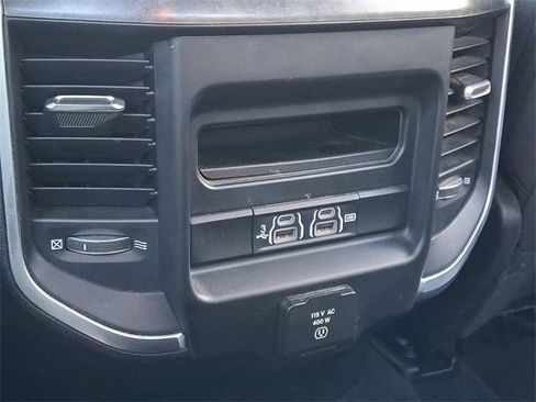 Used 2019 RAM 1500 Big Horn image 14