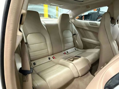 Used 2012 Mercedes-Benz C 250 Coupe image 21