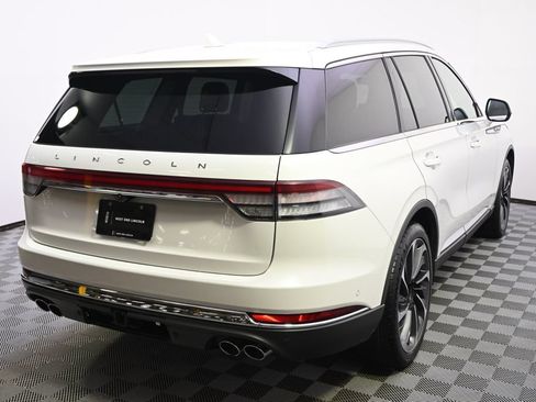 Used 2020 Lincoln Aviator Reserve w/ Equipment Group 202A AWD/4WD image 6