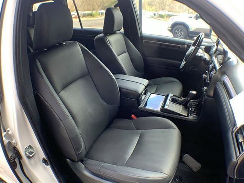 Used 2023 Lexus GX 460 Premium image 26