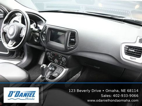 Used 2019 Jeep Compass Latitude w/ Popular Equipment Group image 40