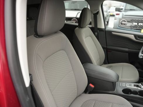 Used 2022 Ford Escape SE w/ Convenience Package image 19