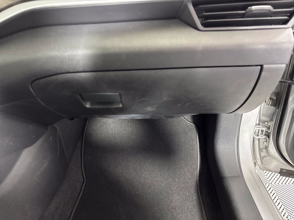 Used 2025 Nissan Altima 2.5 SV FWD image 22