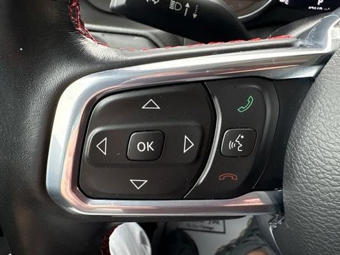Used 2022 Jeep Gladiator Rubicon w/ Cold Weather Group AWD/4WD image 25
