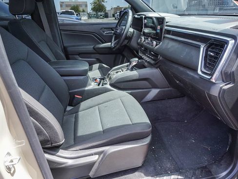 Used 2024 GMC Canyon Elevation w/ Convenience Package RWD image 12