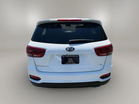 Used 2020 Kia Sorento FWD V6 image 10