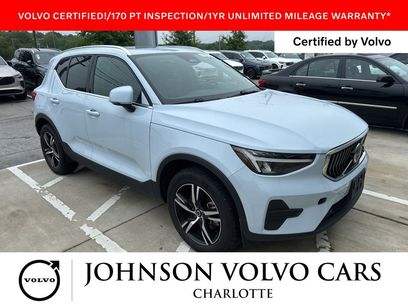 Used 2025 Volvo XC40 B5 Core