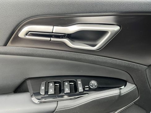 Used 2023 Kia Sportage EX image 25