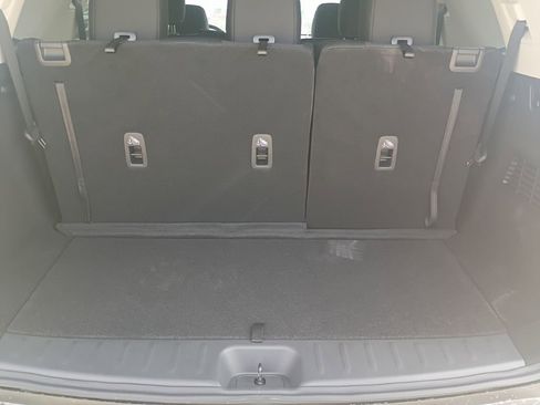 New 2026 Nissan Pathfinder SV image 7