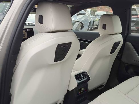 New 2026 BMW 530i xDrive w/ M Sport Package image 19