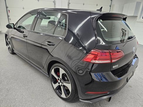 Used 2018 Volkswagen GTI SE w/ SE Leather Package image 7