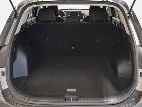 Used 2025 Kia Sportage LX FWD image 29