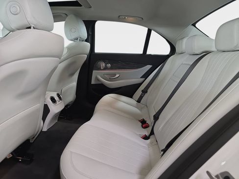 Used 2022 Mercedes-Benz E 350 Sedan image 14