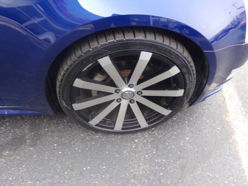 Used 2014 Cadillac CTS Performance image 32