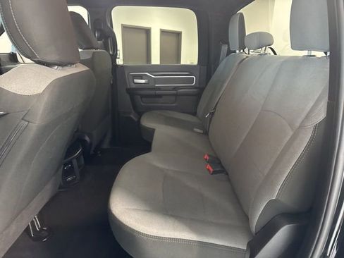Used 2021 RAM 2500 Big Horn image 22