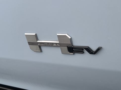 Certified 2025 GMC Hummer EV 3X image 9