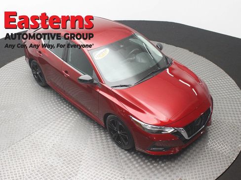 Used 2020 Nissan Sentra SR FWD image 3