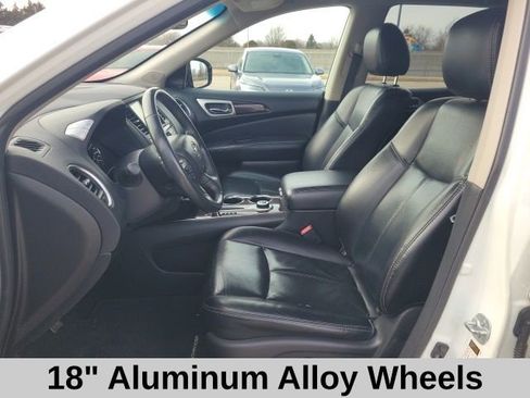 Used 2016 Nissan Pathfinder SL w/ SL Tech Package image 16