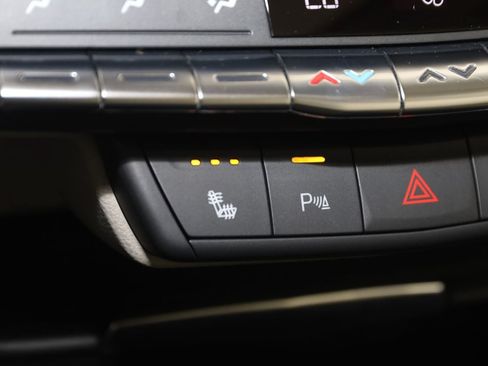 Used 2020 Cadillac XT4 Premium Luxury w/ Cold Weather Package FWD image 8