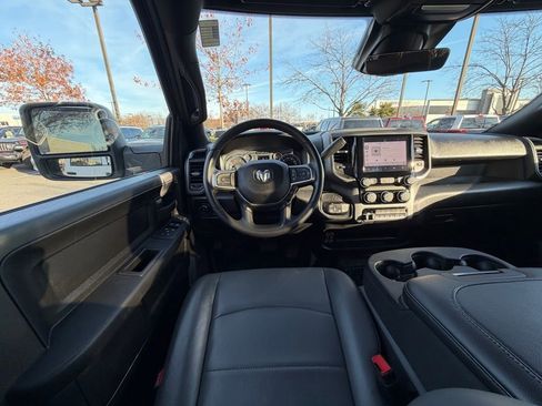 Used 2025 RAM 3500 Tradesman w/ Chrome Appearance Group image 19