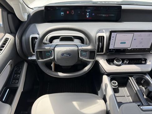 New 2026 Ford Expedition Max Active AWD/4WD image 16