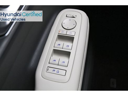 Certified 2025 Hyundai Santa Fe SEL image 23