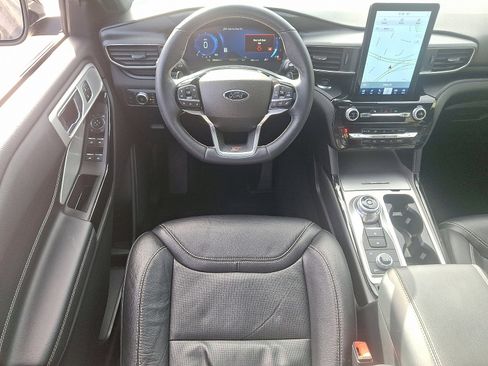 Certified 2022 Ford Explorer ST w/ Equipment Group 401A image 11