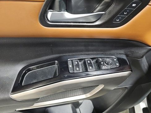 Certified 2023 Nissan Pathfinder Platinum w/ Cargo Package image 12