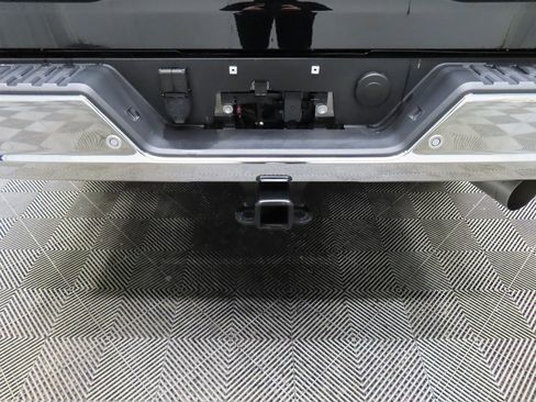 Used 2025 GMC Sierra 2500 SLT image 37